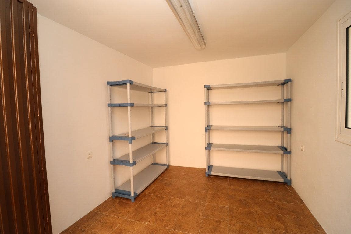 Chalet de 3 habitaciones en Alhaurín el Grande en alquiler - 1.600 € (Ref: 9465975)