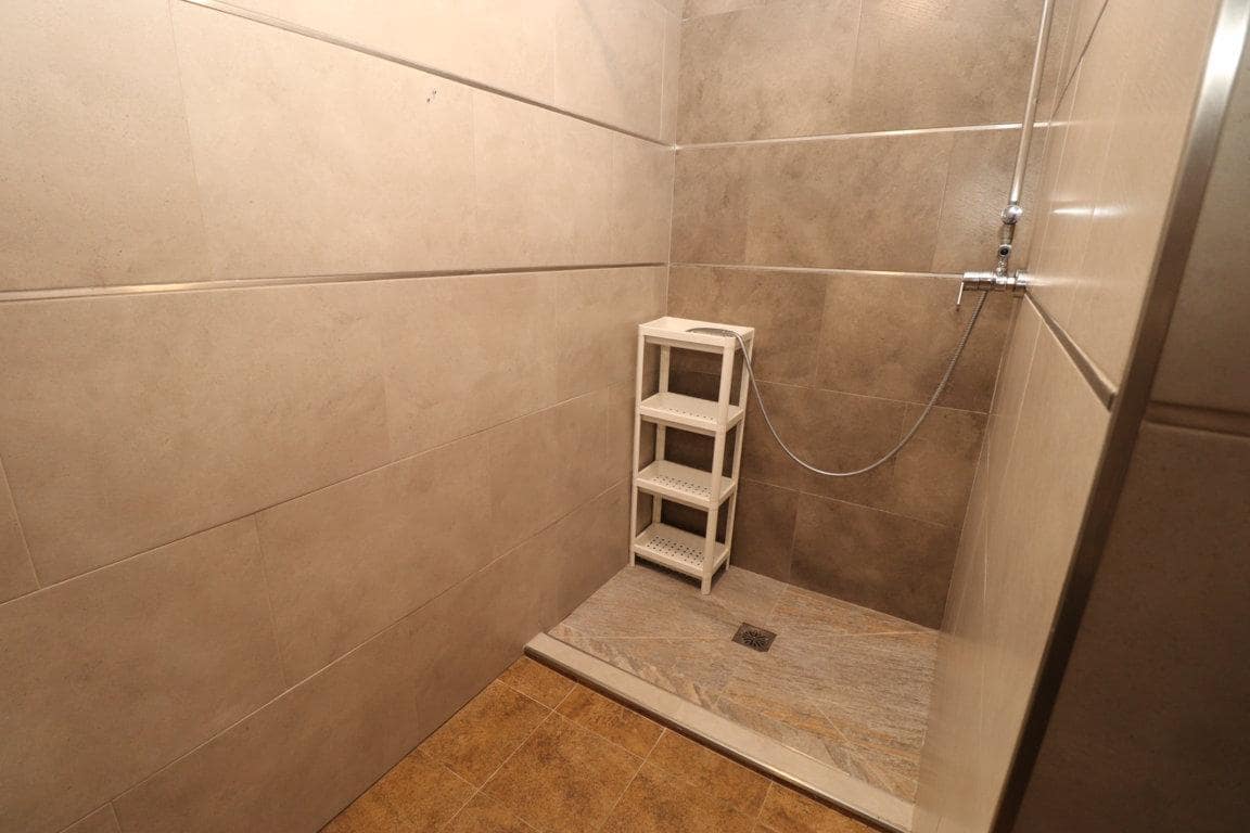 Chalet de 3 habitaciones en Alhaurín el Grande en alquiler - 1.600 € (Ref: 9465975)