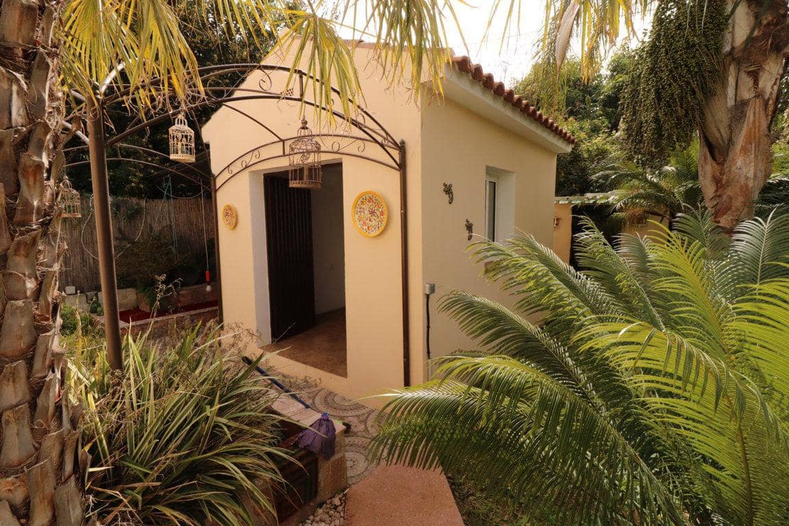 Chalet de 3 habitaciones en Alhaurín el Grande en alquiler - 1.600 € (Ref: 9465975)