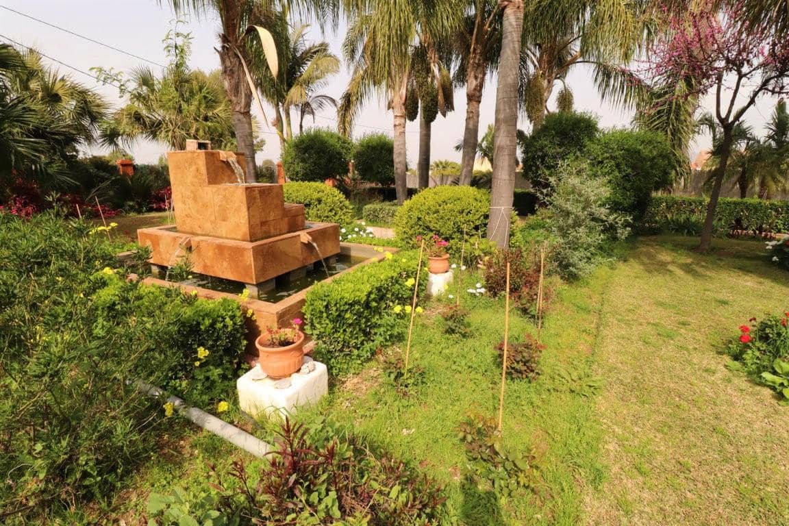 Chalet de 3 habitaciones en Alhaurín el Grande en alquiler - 1.600 € (Ref: 9465975)