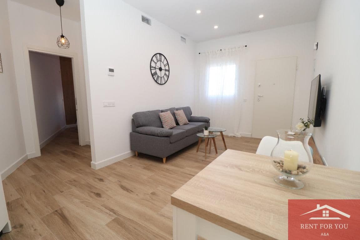 Chalet de 1 habitación en Alhaurín el Grande en alquiler - 750 € (Ref: 9480665)