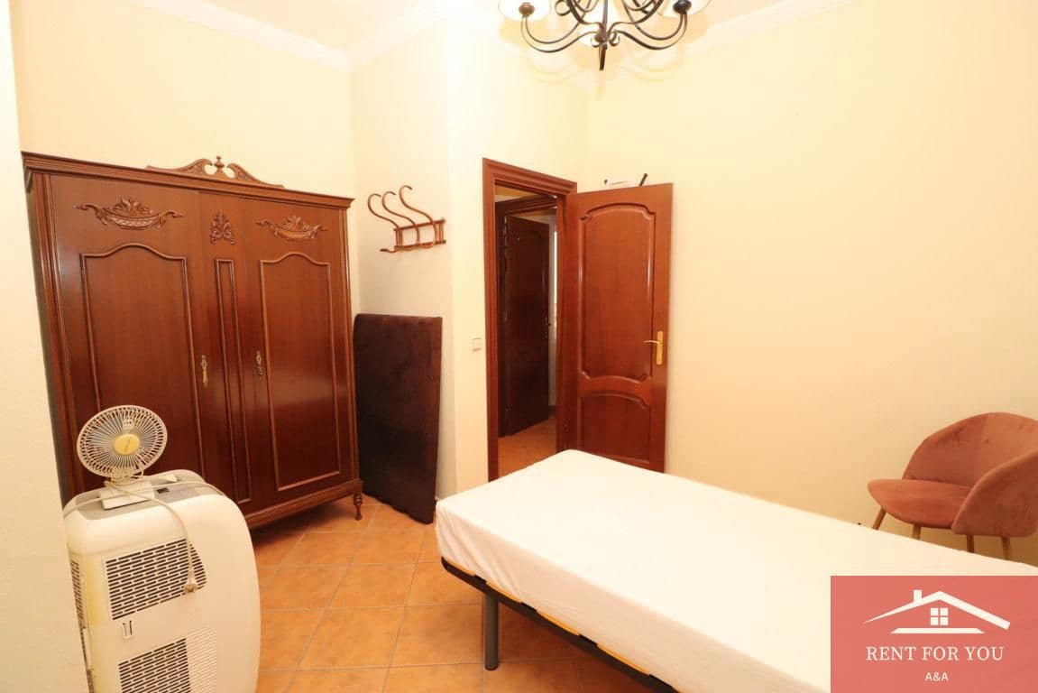 Piso de 2 habitaciones en Alhaurín el Grande en alquiler - 750 € (Ref: 9485487)