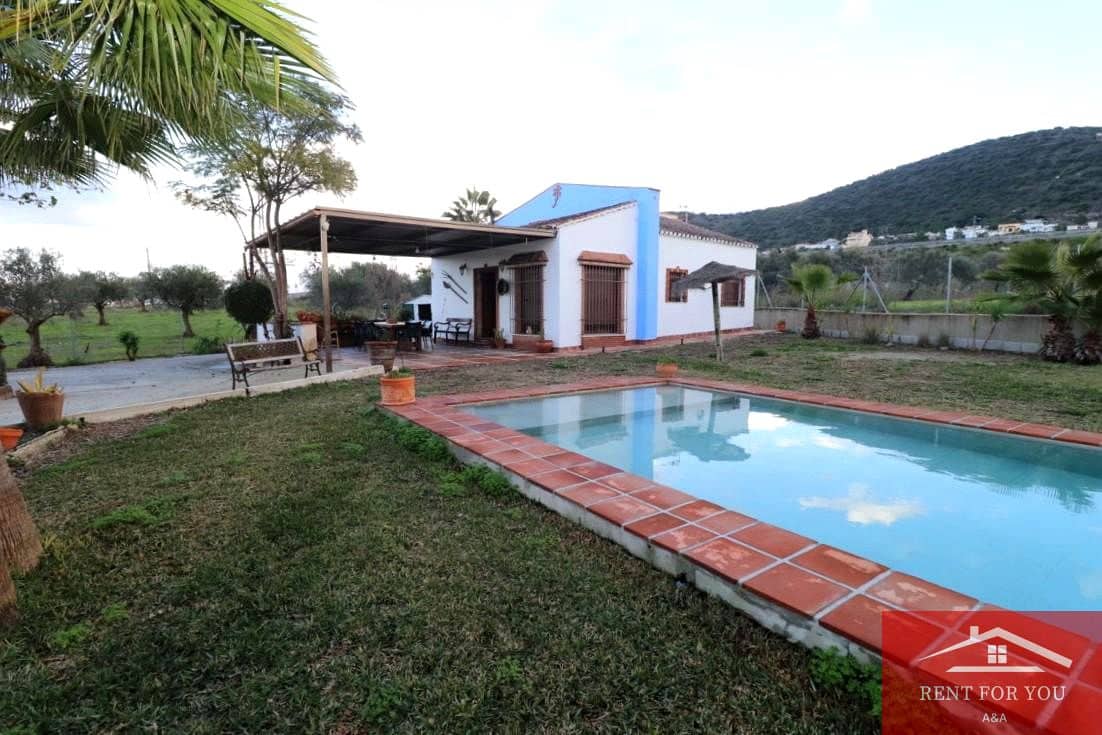 3 bedroom Villa for sale in Coin with pool - € 375,000 (Ref: 9488461)