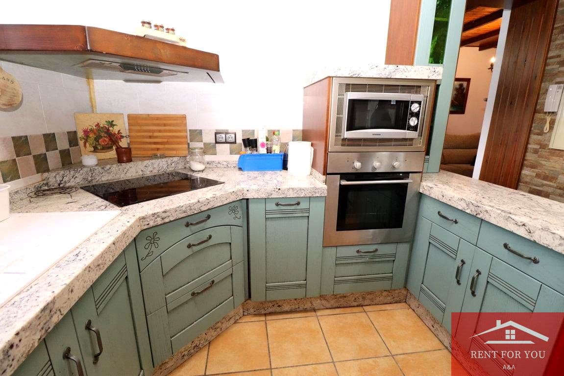 3 bedroom Villa for sale in Coin with pool - € 375,000 (Ref: 9488461)