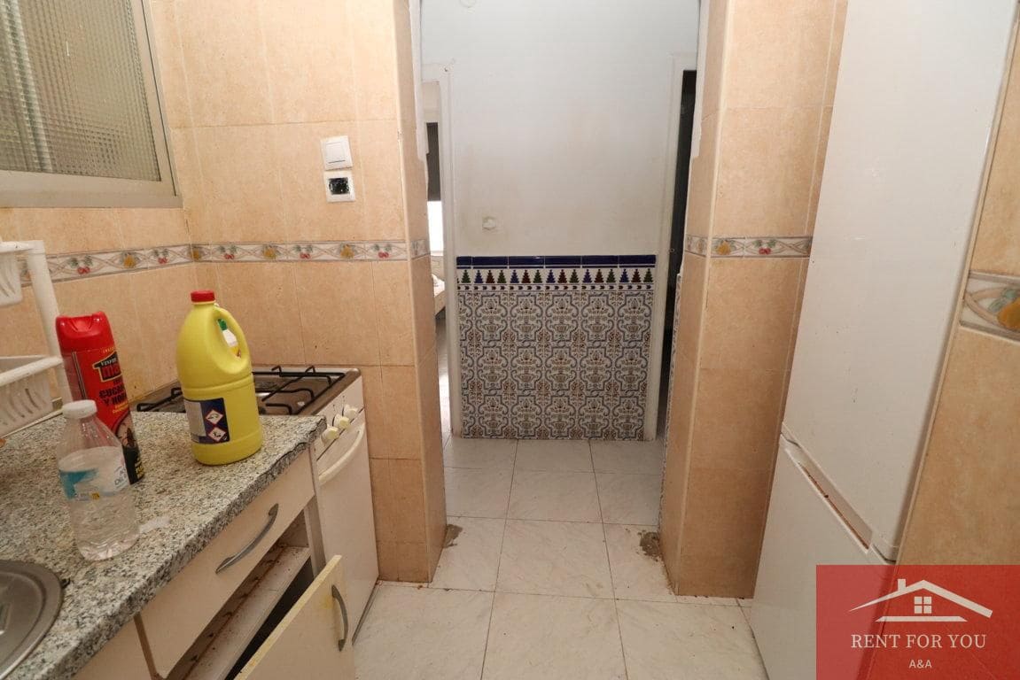 3 bedroom Flat for sale in Coin - € 105,000 (Ref: 9491666)