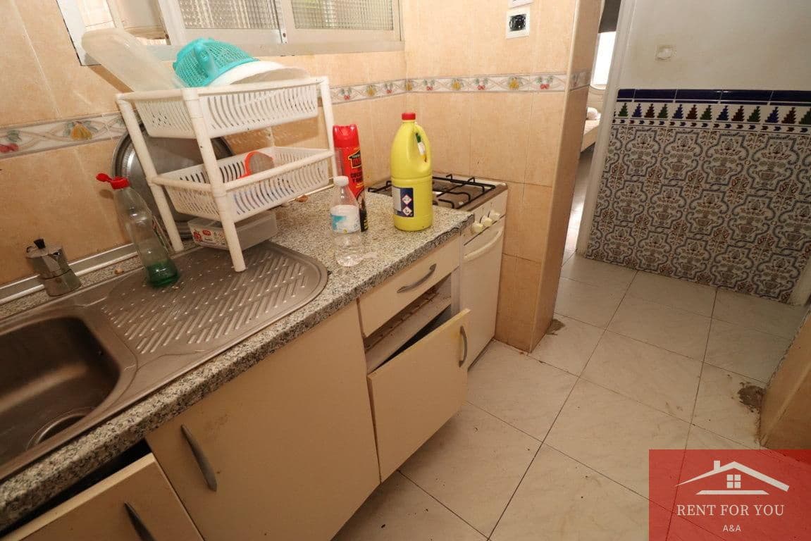 3 bedroom Flat for sale in Coin - € 105,000 (Ref: 9491666)