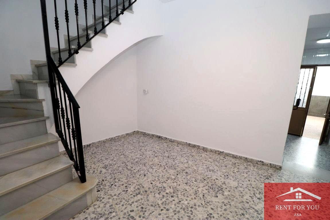 3 Zimmer Villa zu vermieten in Alhaurin el Grande - 900 € (Ref: 9503681)