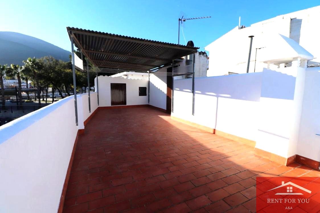 3 Zimmer Villa zu vermieten in Alhaurin el Grande - 900 € (Ref: 9503681)