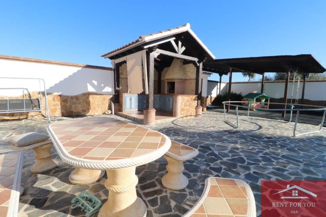 5 slaapkamer Villa te huur in Alhaurin el Grande met zwembad garage - € 3.500 (Ref: 9506293)