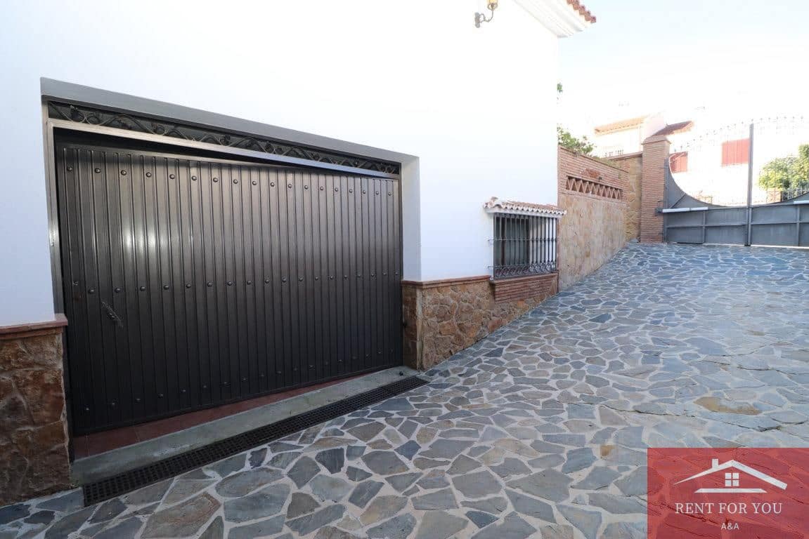 5 slaapkamer Villa te huur in Alhaurin el Grande met zwembad garage - € 3.500 (Ref: 9506293)