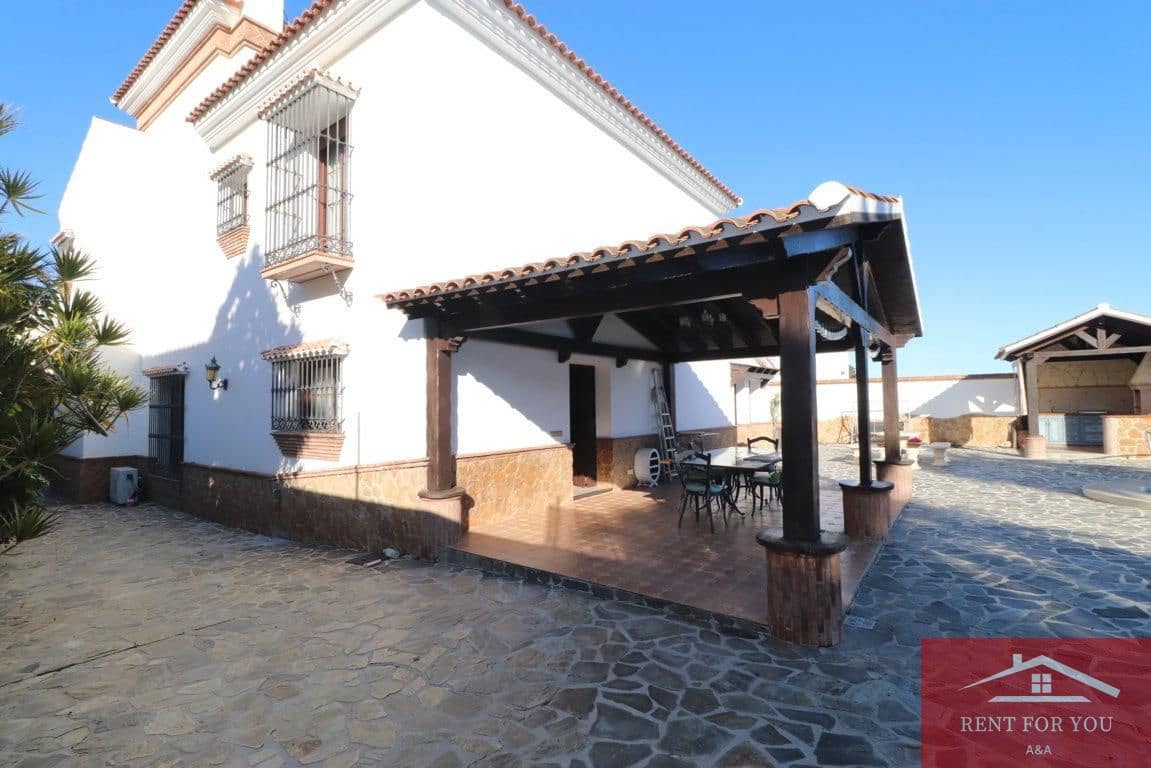 5 slaapkamer Villa te huur in Alhaurin el Grande met zwembad garage - € 3.500 (Ref: 9506293)