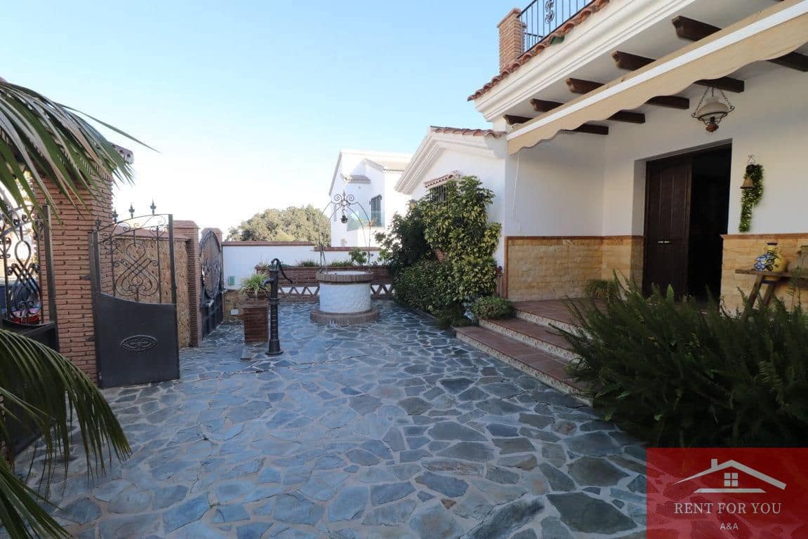 5 slaapkamer Villa te huur in Alhaurin el Grande met zwembad garage - € 3.500 (Ref: 9506293)