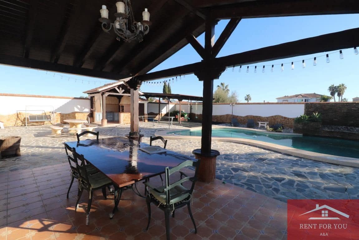 5 slaapkamer Villa te huur in Alhaurin el Grande met zwembad garage - € 3.500 (Ref: 9506293)