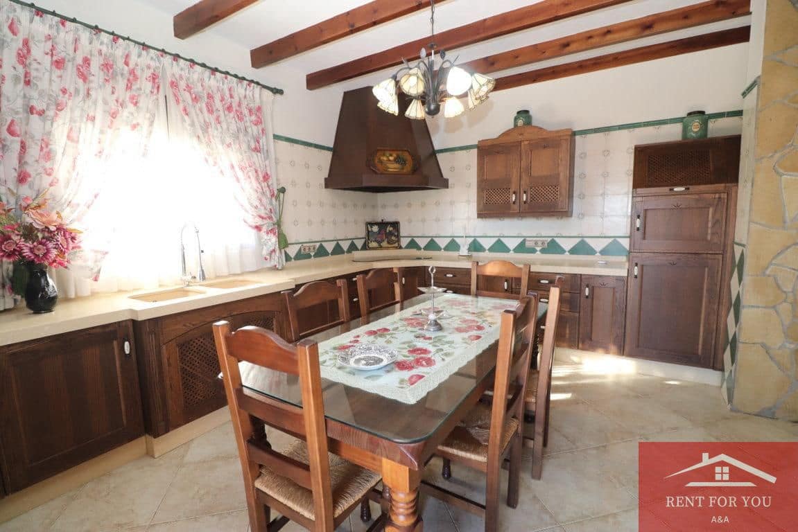 5 slaapkamer Villa te huur in Alhaurin el Grande met zwembad garage - € 3.500 (Ref: 9506293)