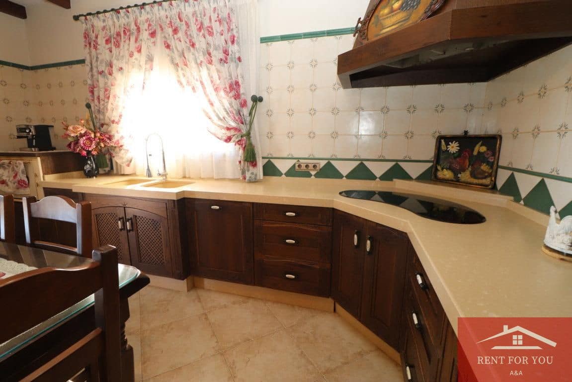 5 slaapkamer Villa te huur in Alhaurin el Grande met zwembad garage - € 3.500 (Ref: 9506293)