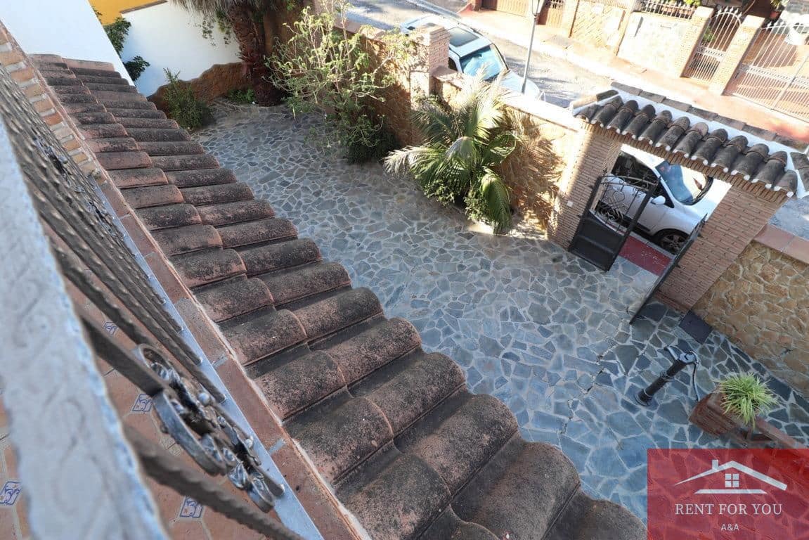 5 slaapkamer Villa te huur in Alhaurin el Grande met zwembad garage - € 3.500 (Ref: 9506293)