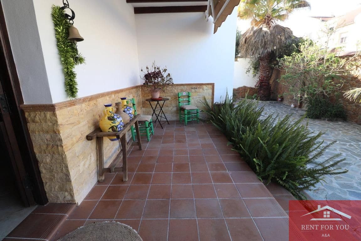 5 slaapkamer Villa te huur in Alhaurin el Grande met zwembad garage - € 3.500 (Ref: 9506293)