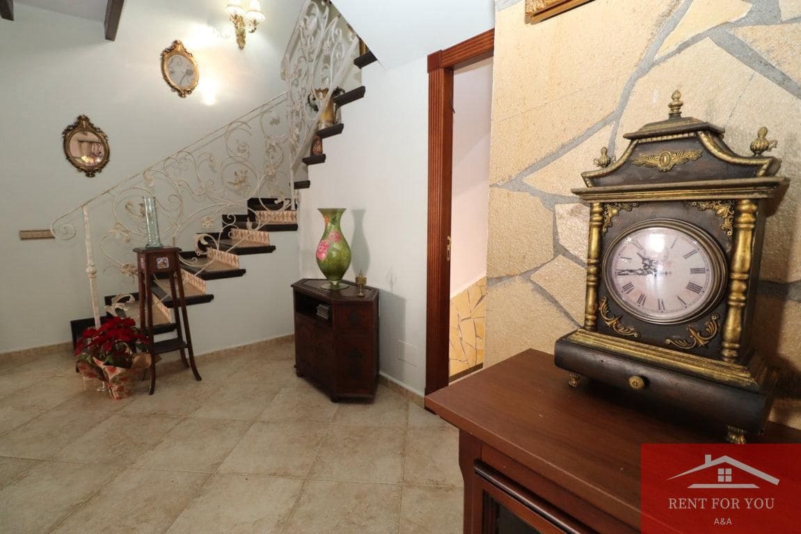 5 slaapkamer Villa te huur in Alhaurin el Grande met zwembad garage - € 3.500 (Ref: 9506293)