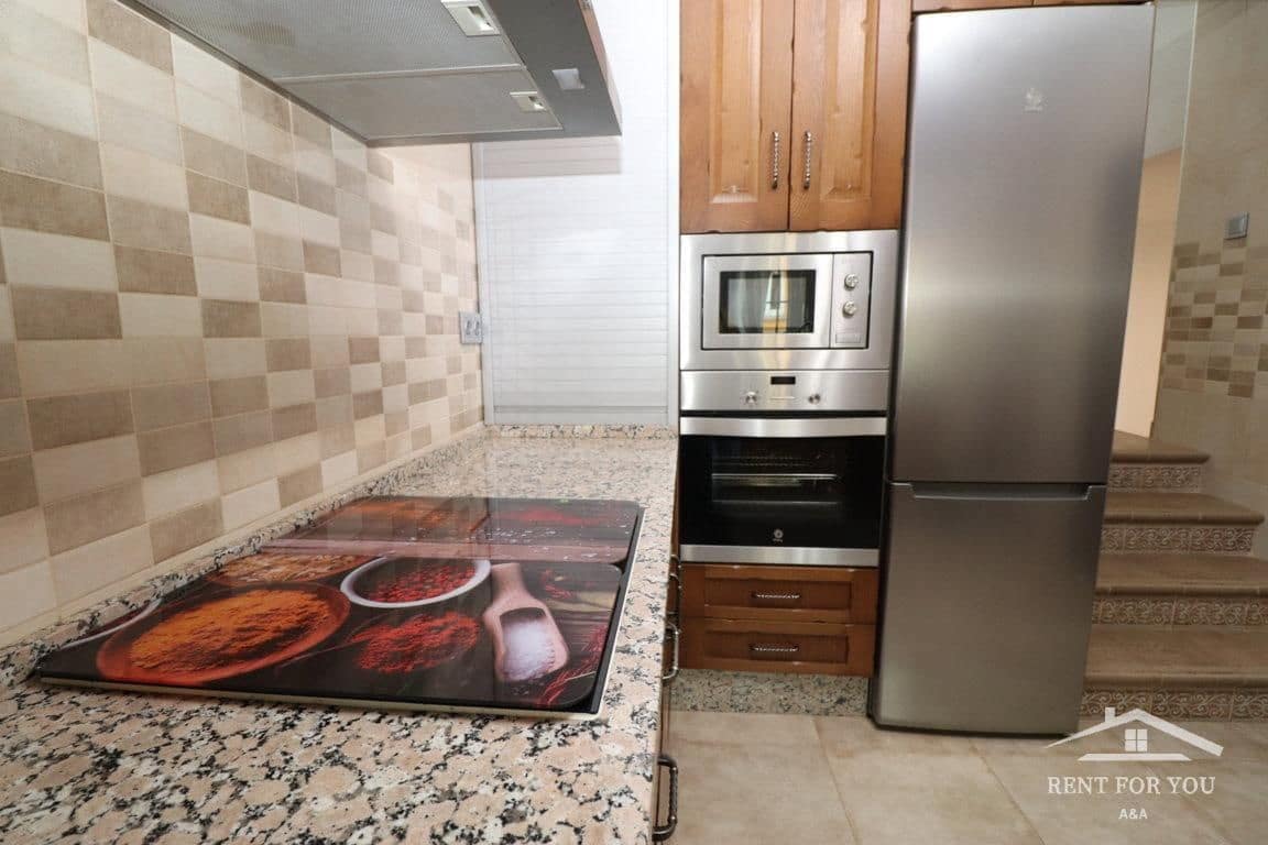 2 bedroom Villa for rent in Alhaurin el Grande with pool - € 1,100 (Ref: 9525289)