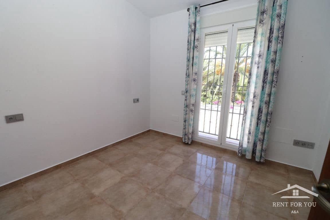 2 bedroom Villa for rent in Alhaurin el Grande with pool - € 1,100 (Ref: 9525289)