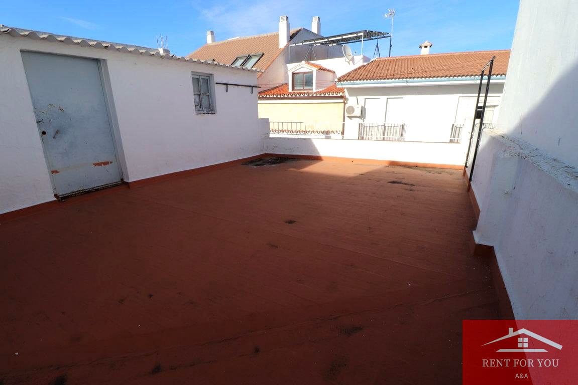 5 bedroom Flat for sale in Alhaurin el Grande - € 295,000 (Ref: 9536560)