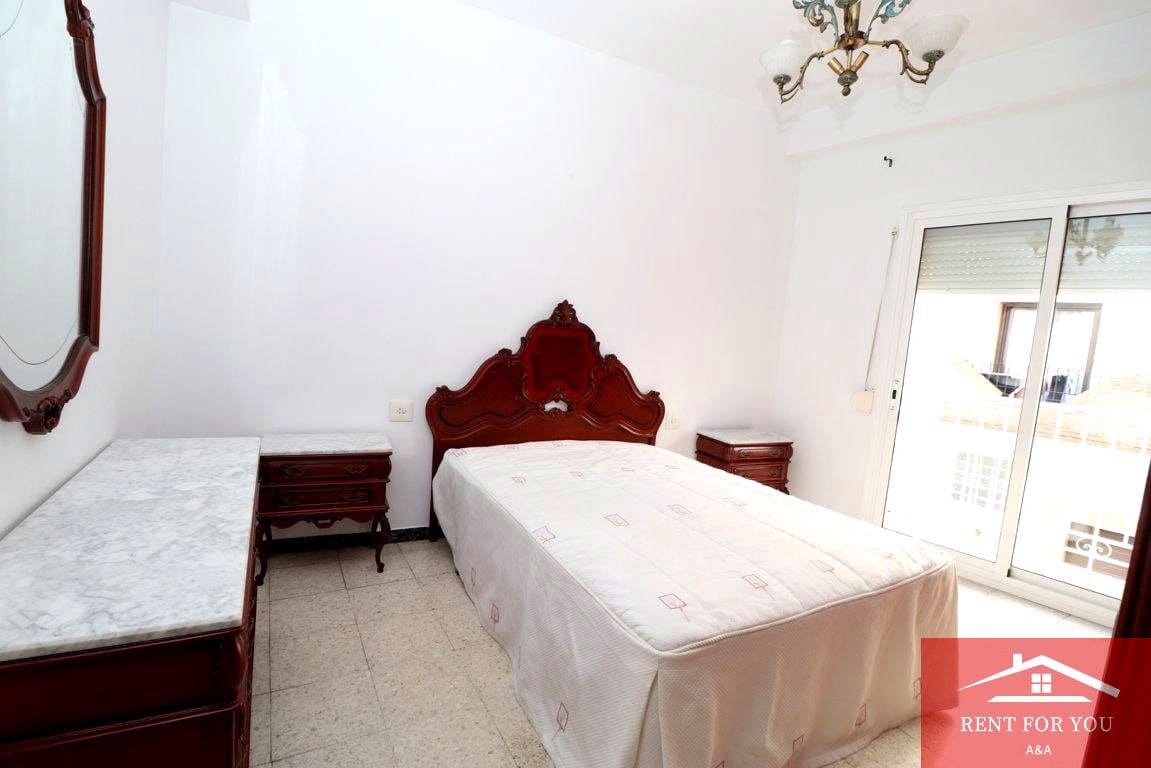 5 bedroom Flat for sale in Alhaurin el Grande - € 295,000 (Ref: 9536560)