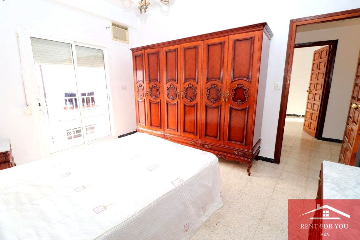 5 bedroom Flat for sale in Alhaurin el Grande - € 295,000 (Ref: 9536560)