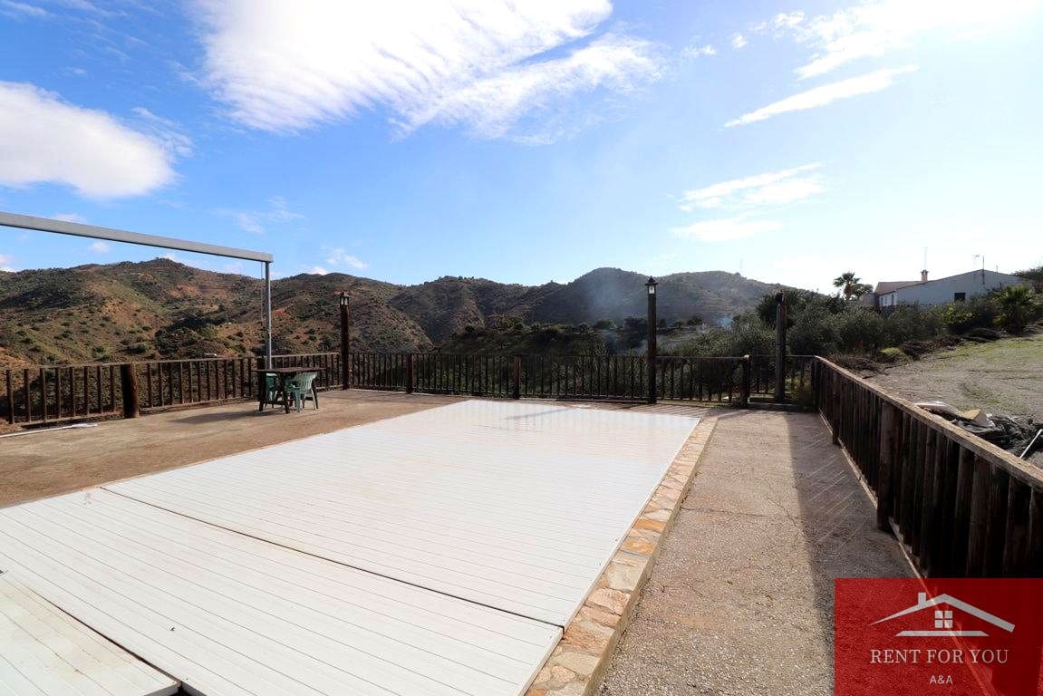 4 soverom Villa til salgs i Almogia med svømmebasseng - € 450 000 (Ref: 9569257)