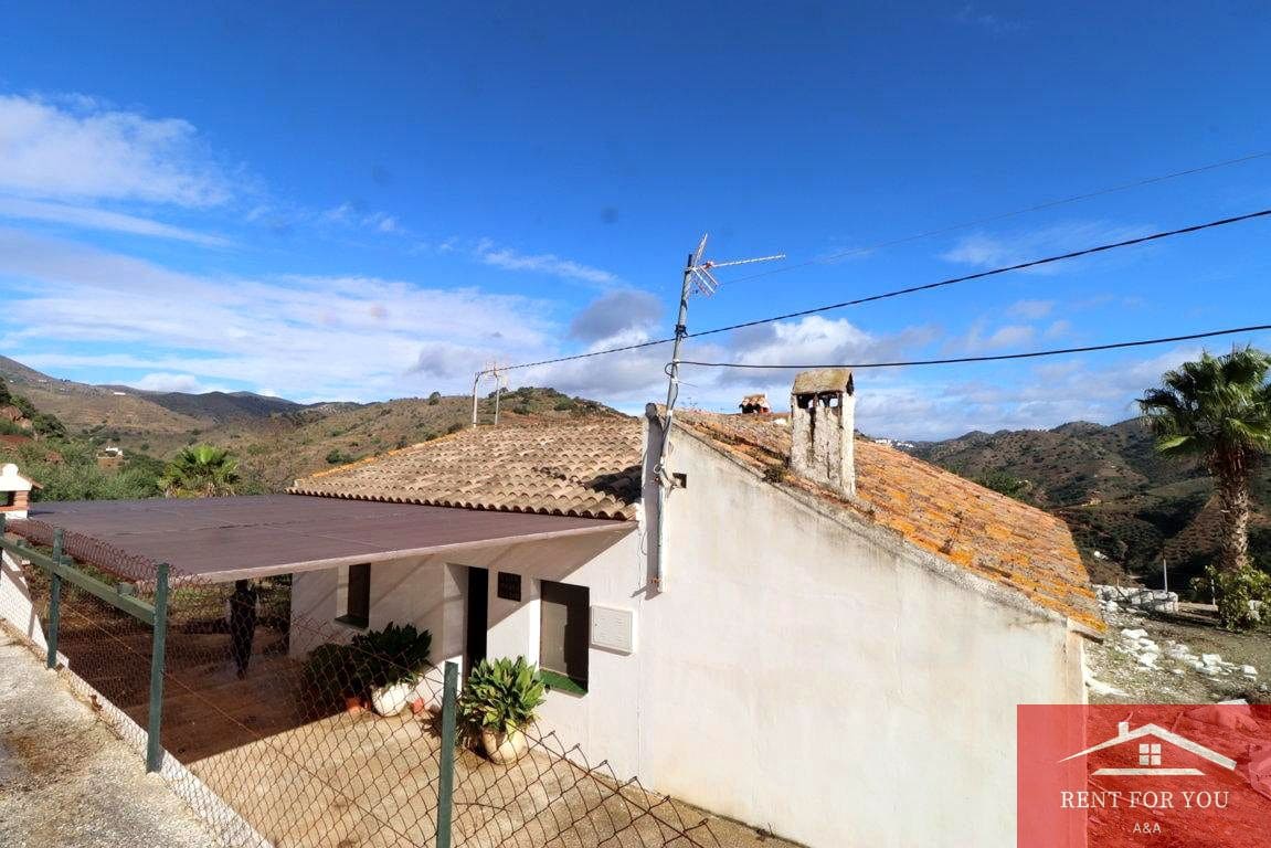 4 soverom Villa til salgs i Almogia med svømmebasseng - € 450 000 (Ref: 9569257)