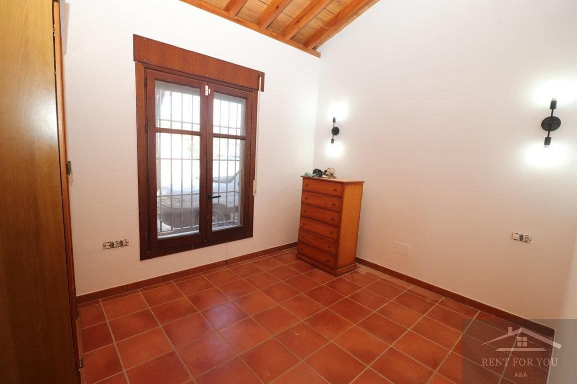 4 quarto Moradia para arrendar em Coin com piscina garagem - 1 600 € (Ref: 9575010)