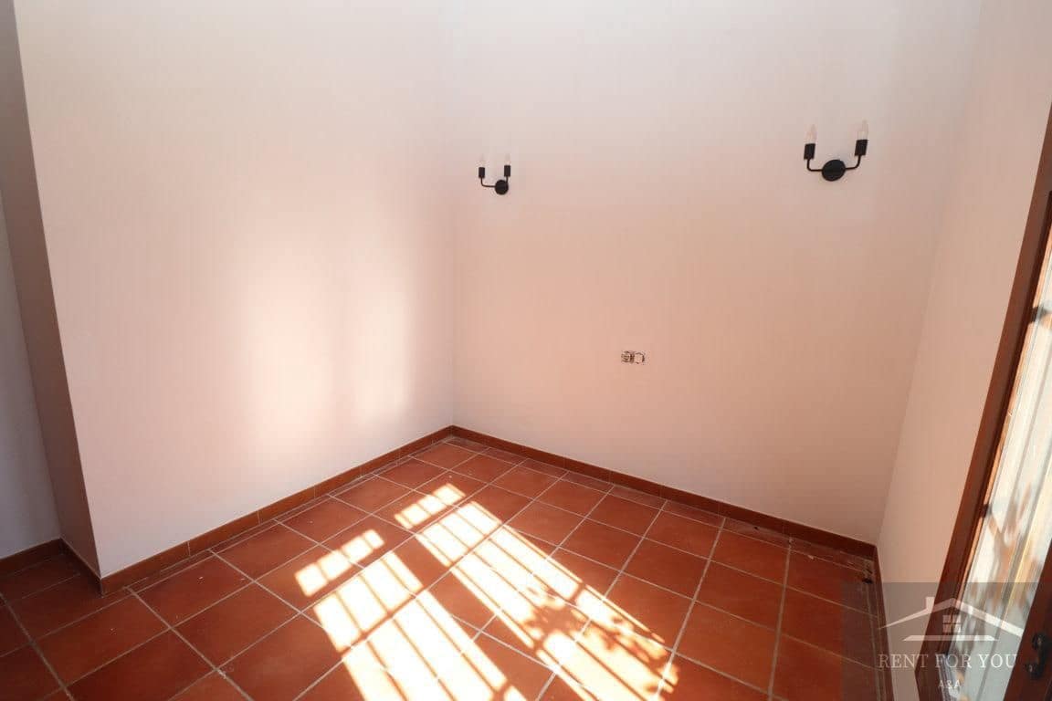 4 quarto Moradia para arrendar em Coin com piscina garagem - 1 600 € (Ref: 9575010)