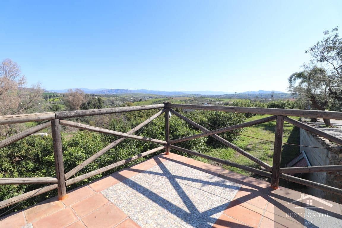 4 quarto Moradia para arrendar em Coin com piscina garagem - 1 600 € (Ref: 9575010)