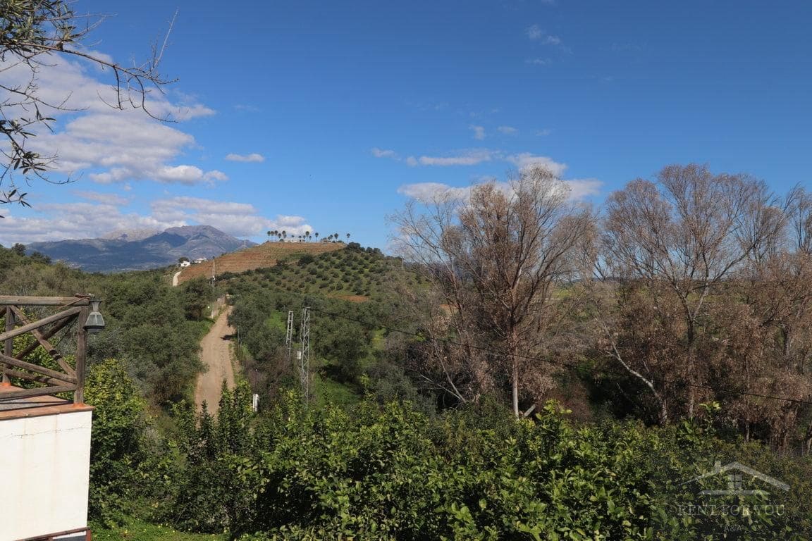 4 quarto Moradia para arrendar em Coin com piscina garagem - 1 600 € (Ref: 9575010)