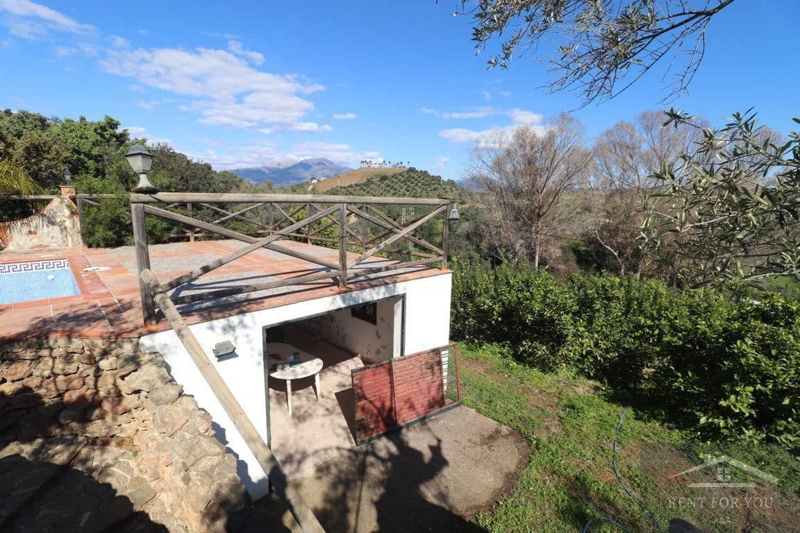 4 quarto Moradia para arrendar em Coin com piscina garagem - 1 600 € (Ref: 9575010)