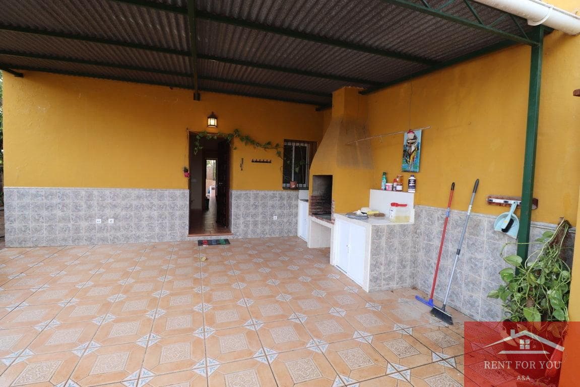 3 soveværelse Villa til leje i Coin med garage - € 1.200 (Ref: 9575011)