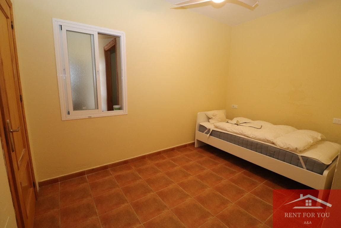 3 soveværelse Villa til leje i Coin med garage - € 1.200 (Ref: 9575011)