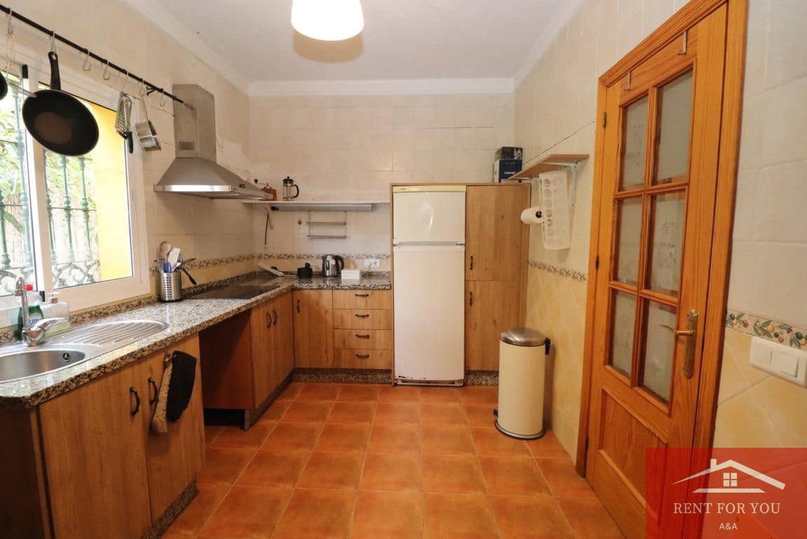 3 soveværelse Villa til leje i Coin med garage - € 1.200 (Ref: 9575011)