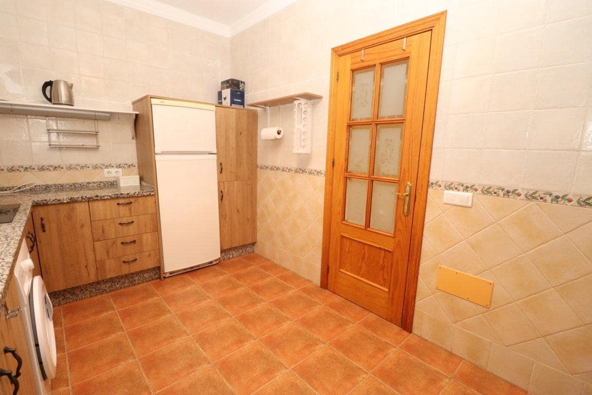 3 bedroom Villa for rent in Coin with garage - € 1,100 (Ref: 9575011)