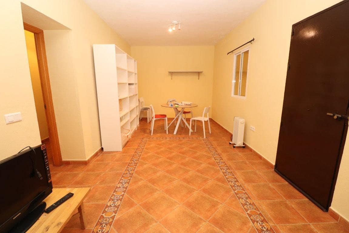 3 bedroom Villa for rent in Coin with garage - € 1,100 (Ref: 9575011)