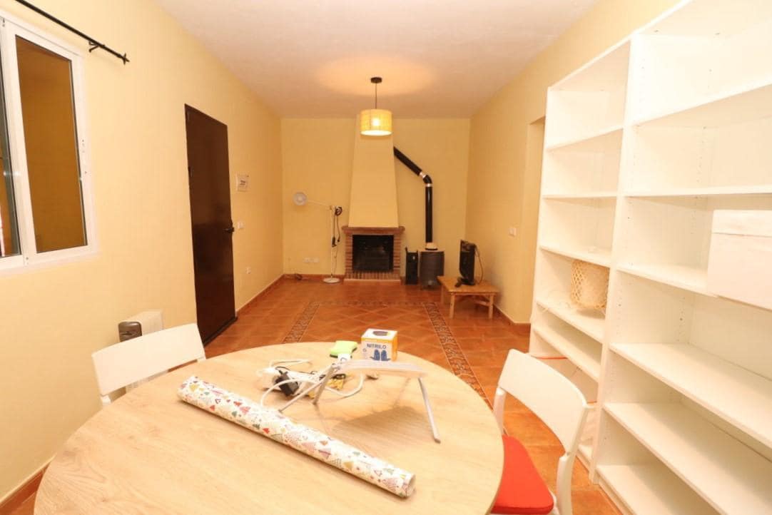 3 bedroom Villa for rent in Coin with garage - € 1,100 (Ref: 9575011)
