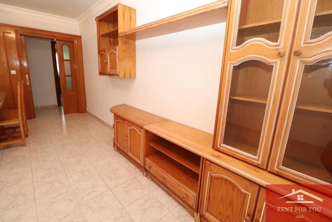 3 bedroom Flat for rent in Alhaurin el Grande - € 750 (Ref: 9583180)