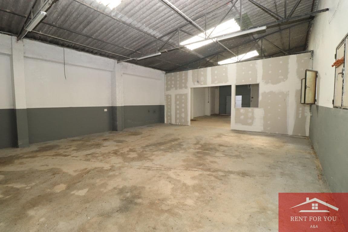 3 bedroom Commercial for rent in Coin - € 850 (Ref: 9597153)