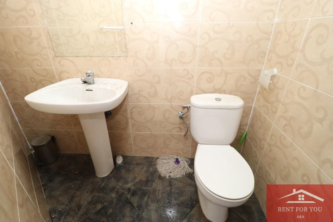 3 bedroom Commercial for rent in Coin - € 850 (Ref: 9597153)