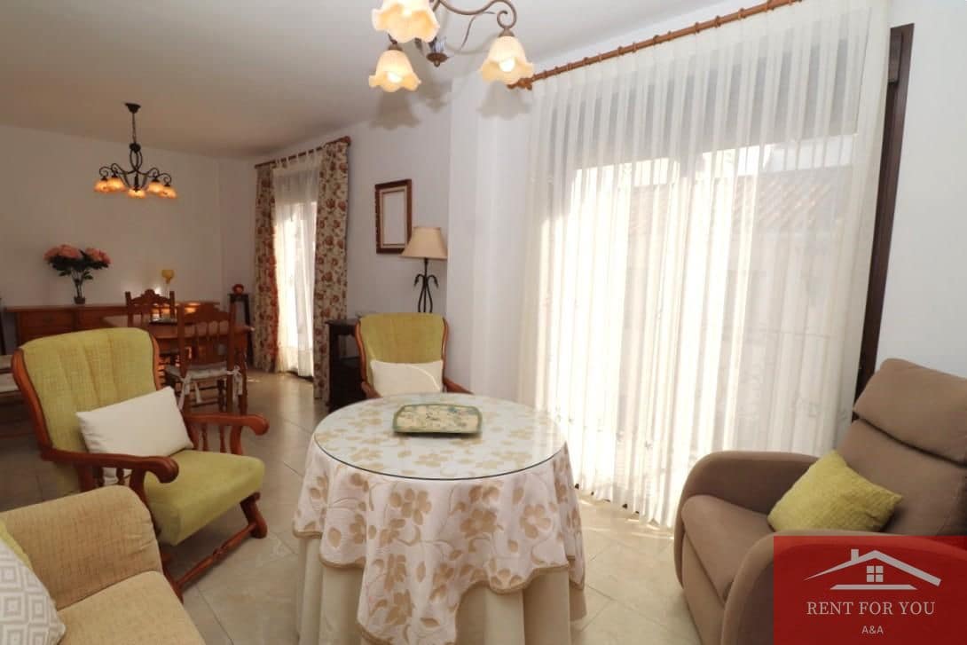 2 soveværelse Lejlighed til leje i Alhaurin el Grande - € 875 (Ref: 9624232)