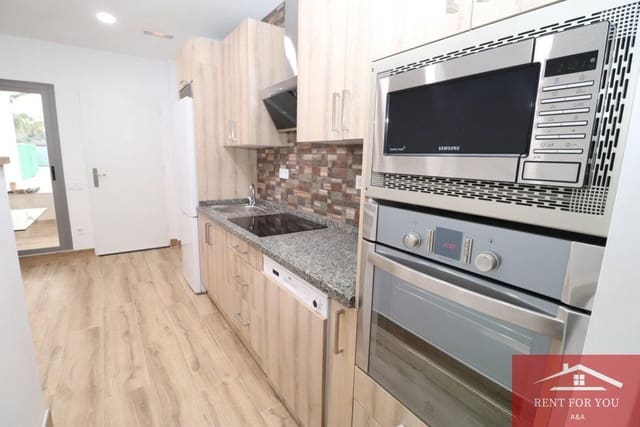 2 quarto Apartamento para arrendar em Alhaurín de la Torre com garagem - 725 € (Ref: 9624233)