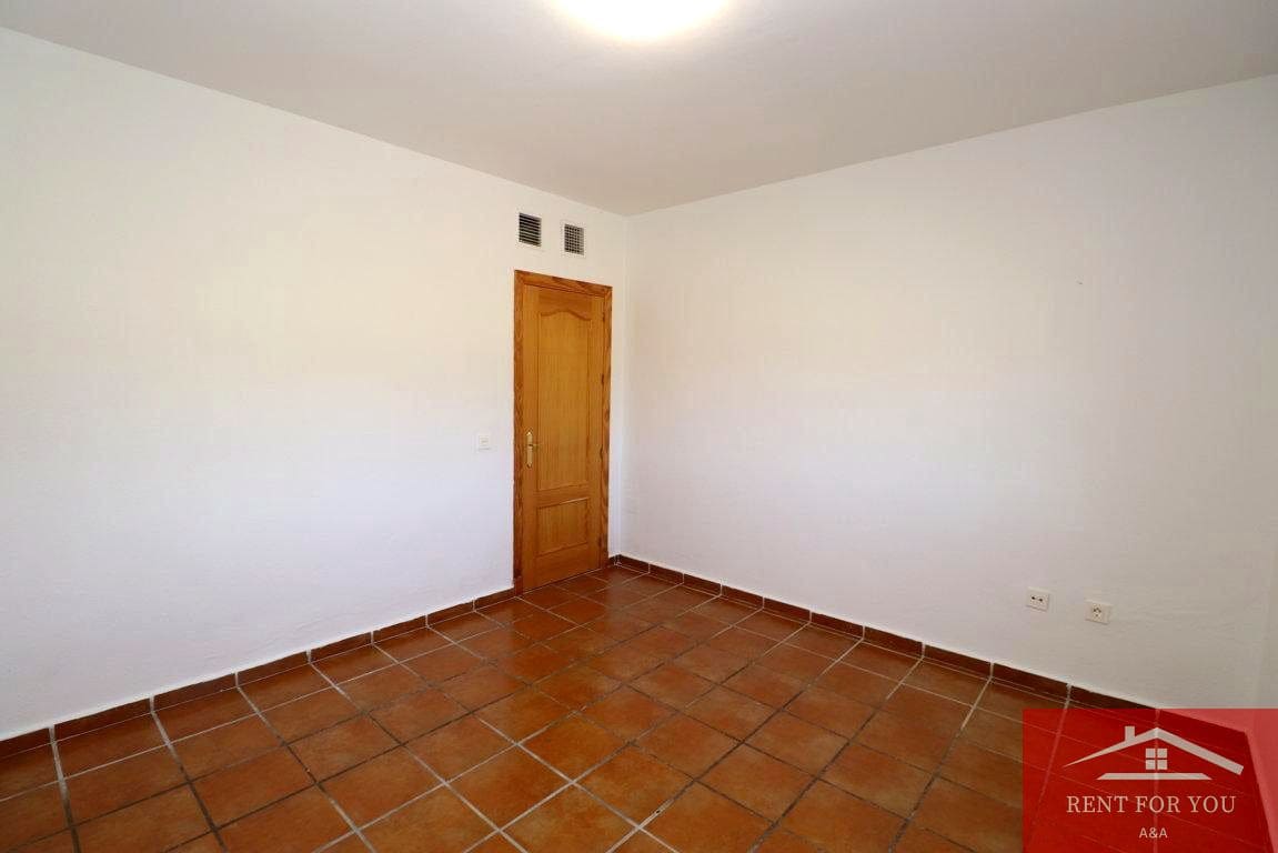 2 soveværelse Villa til leje i Coin - € 1.800 (Ref: 9627024)