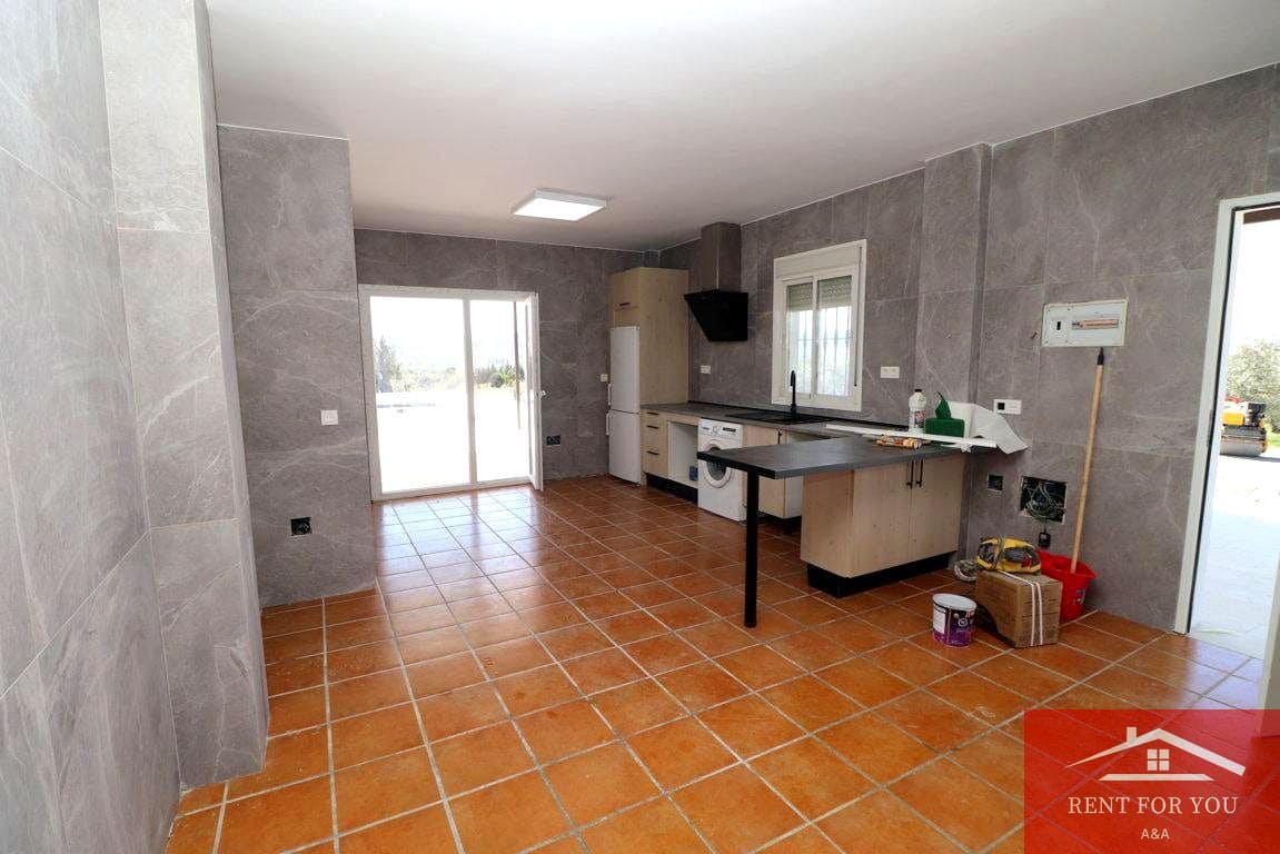 2 soveværelse Villa til leje i Coin - € 1.800 (Ref: 9627024)