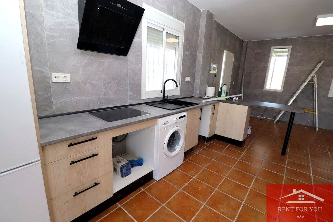 2 soveværelse Villa til leje i Coin - € 1.800 (Ref: 9627024)