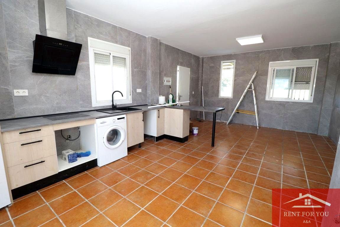 2 soveværelse Villa til leje i Coin - € 1.800 (Ref: 9627024)