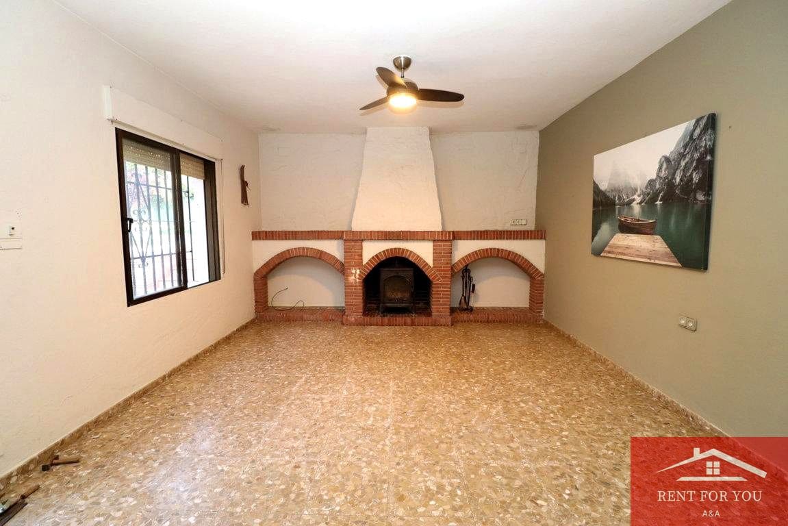 3 bedroom Villa for rent in Alhaurin el Grande with pool - € 1,500 (Ref: 9627080)